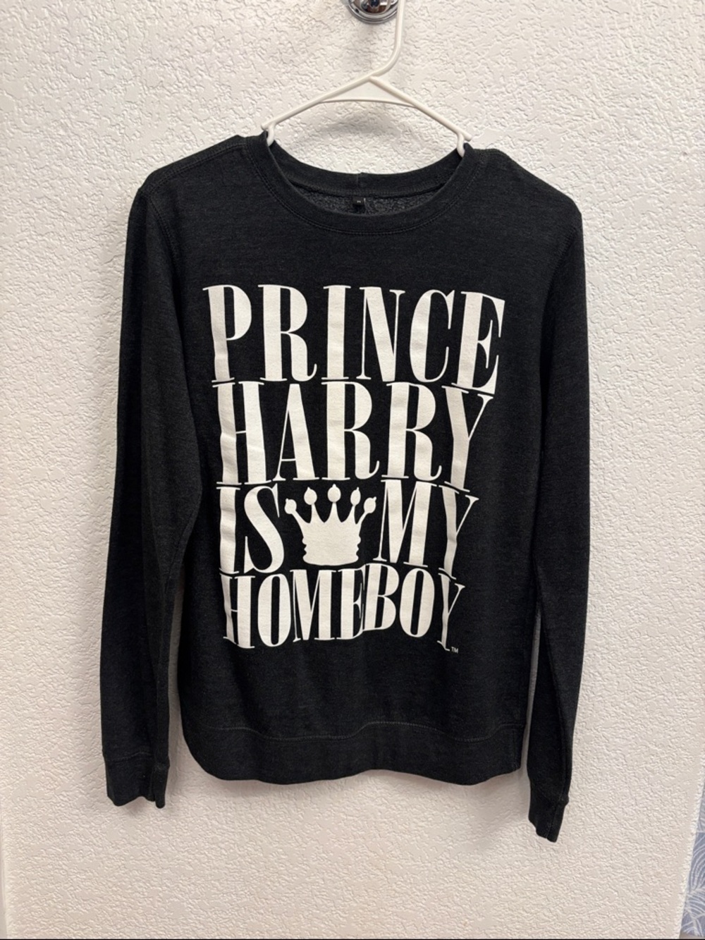Dark grey/Black women’s sweater Prince Harry Graphic Crewneck Sweater MEDIUM